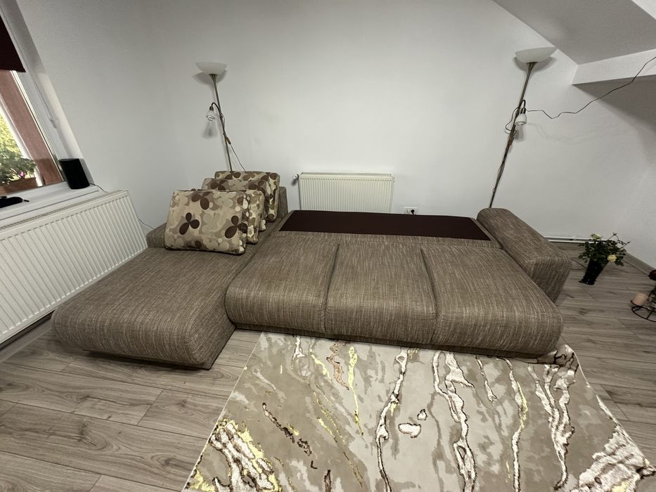 Canapea extensibila!