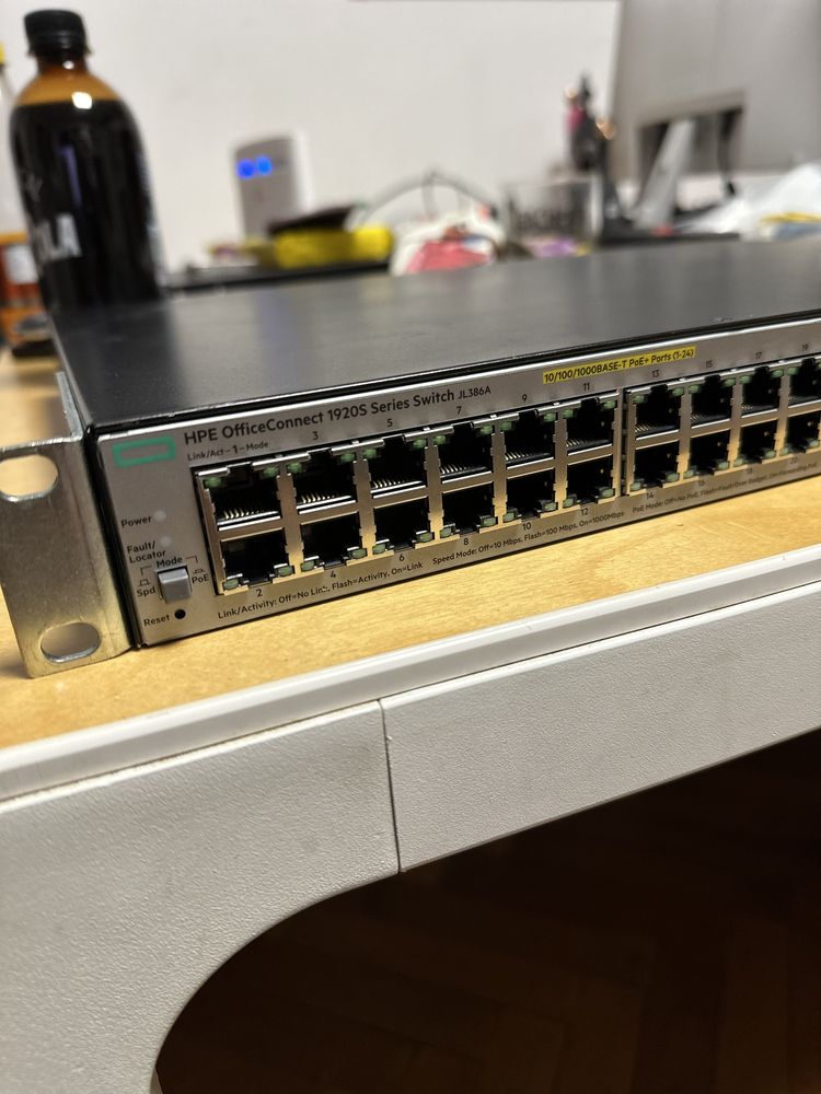 HPE OfficeConnect 1920S Series 48G 4SFP PPoE+ 370W Switch JL386A