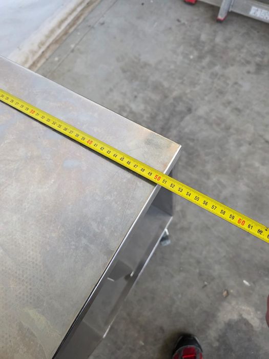 Немска спомагателна масичка от неръждаема стомана с място за чували