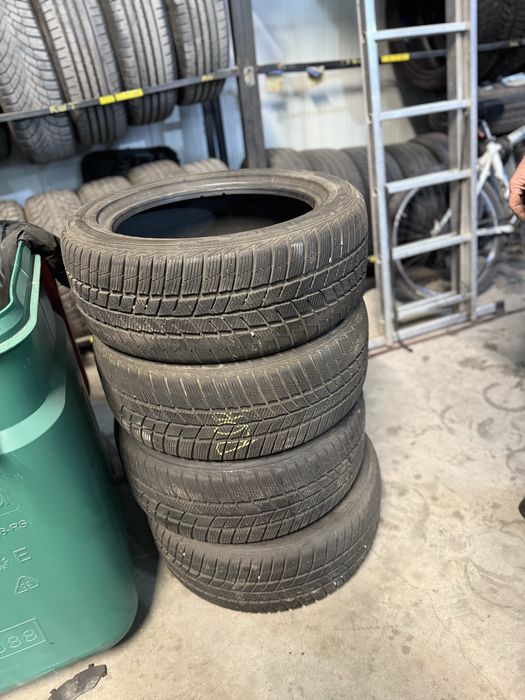 Anvelope iarna aproape noi