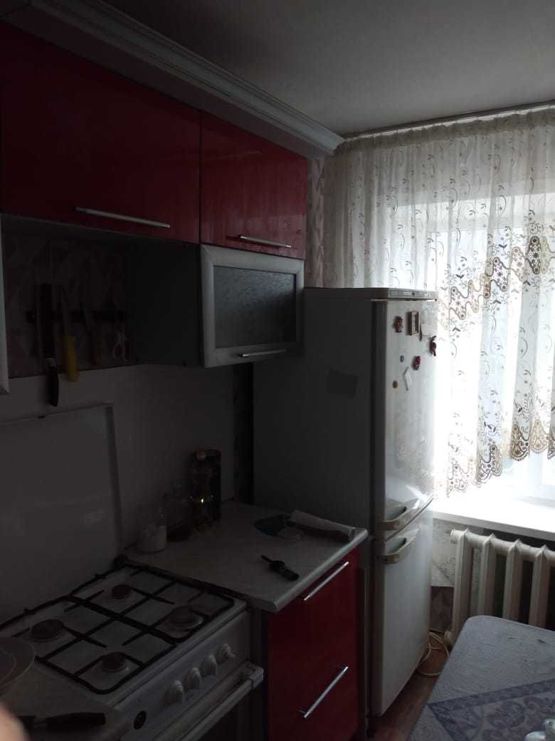 3 комнатная квартира р-н Куанышева д. 196