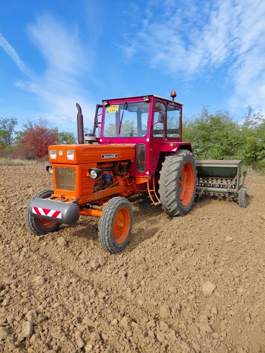 Vînd u 650 in stare bună