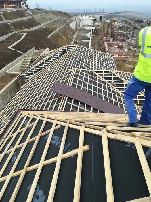 Țiglă metalica tip lindab