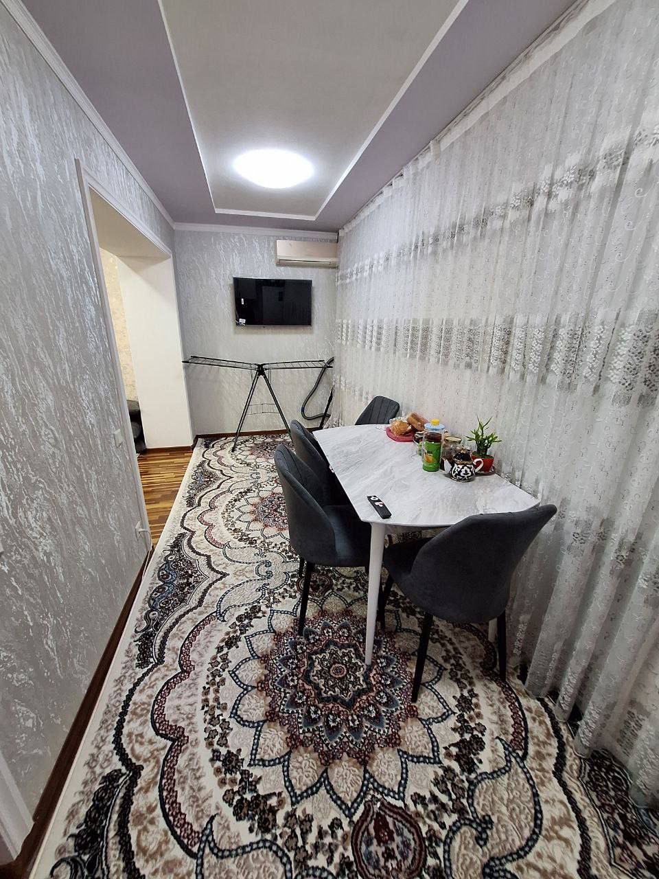 Сдаю 2 ком кв в Максим горький