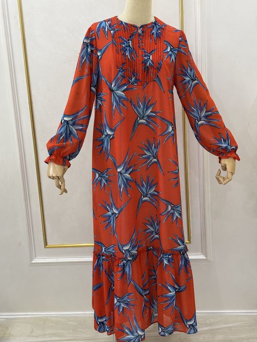 D A colection көйлегі. Қазіргі Асем арыстан