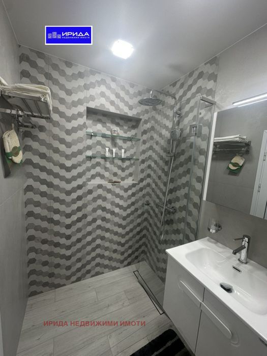 Дава се под наем Двустаен апартамент в София, Център - 56 кв.м за 870 € - Снимка #5