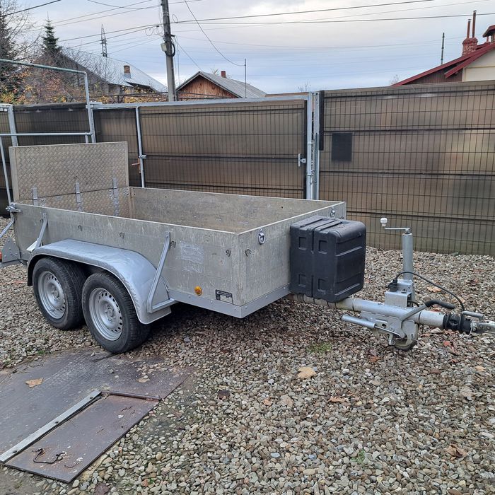 Remorca utilaje masa maxima 2.Tone greutate  450 kg obloane aluminiu