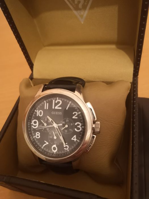 Ceas Guess Autentic bărbați pe negru Model W10562G3