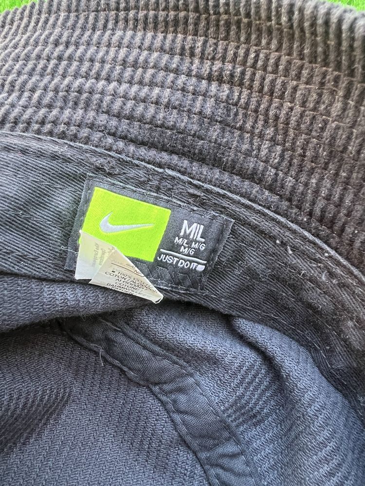 Шапка "идиотка" Nike