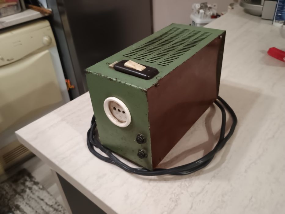 Стабилизатор    за   напрежение