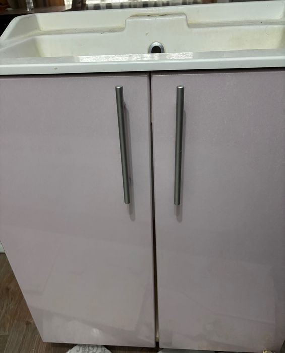 Раковина с тумбой