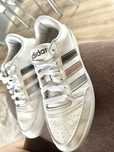 Сникърси Adidas.
