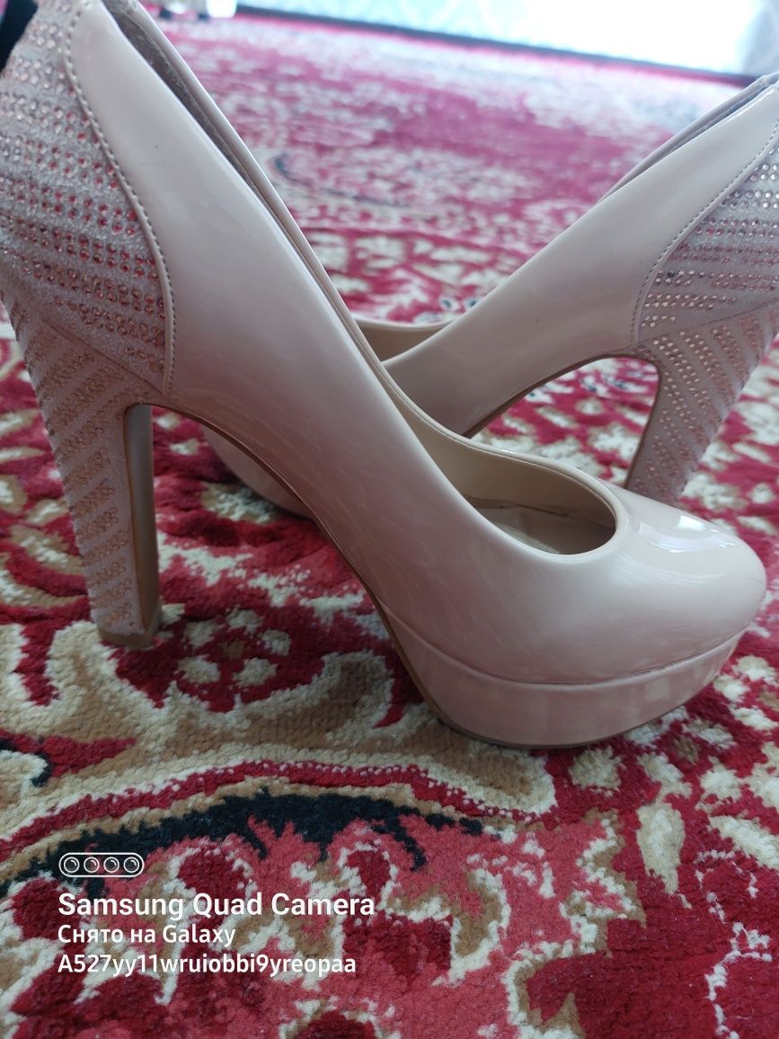 Tufli 37 razmer 100 000