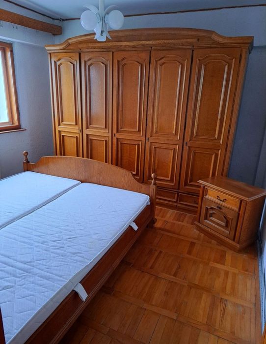 Închiriez apartament 3 camere  Fălticeni