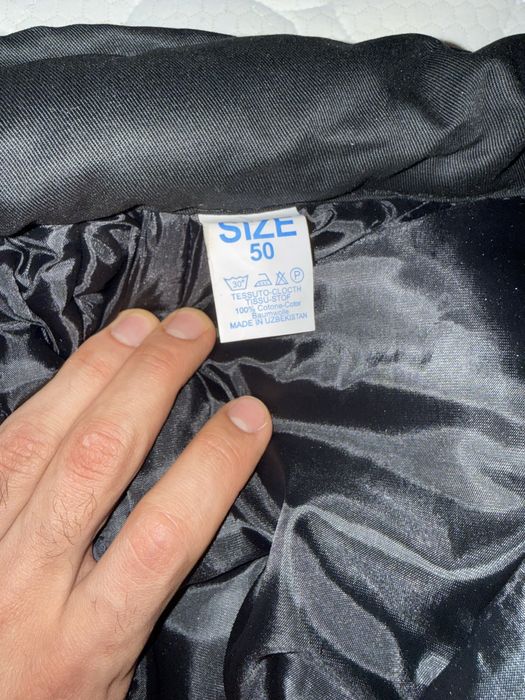 Qora bushlat, Зонага болади