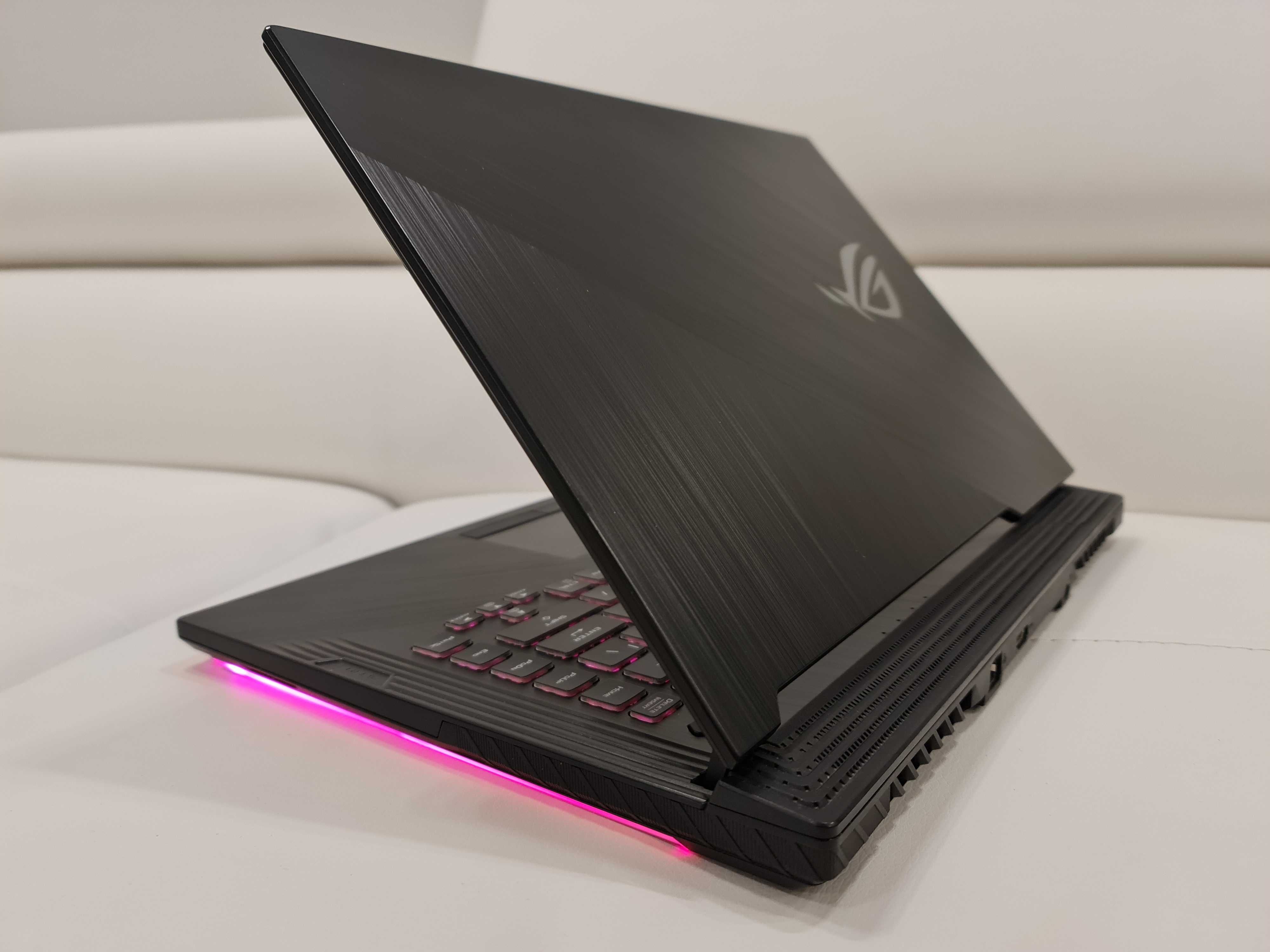 Laptop gaming Asus nou, intel core i7 9750H ( hexa core), ram 16 GB