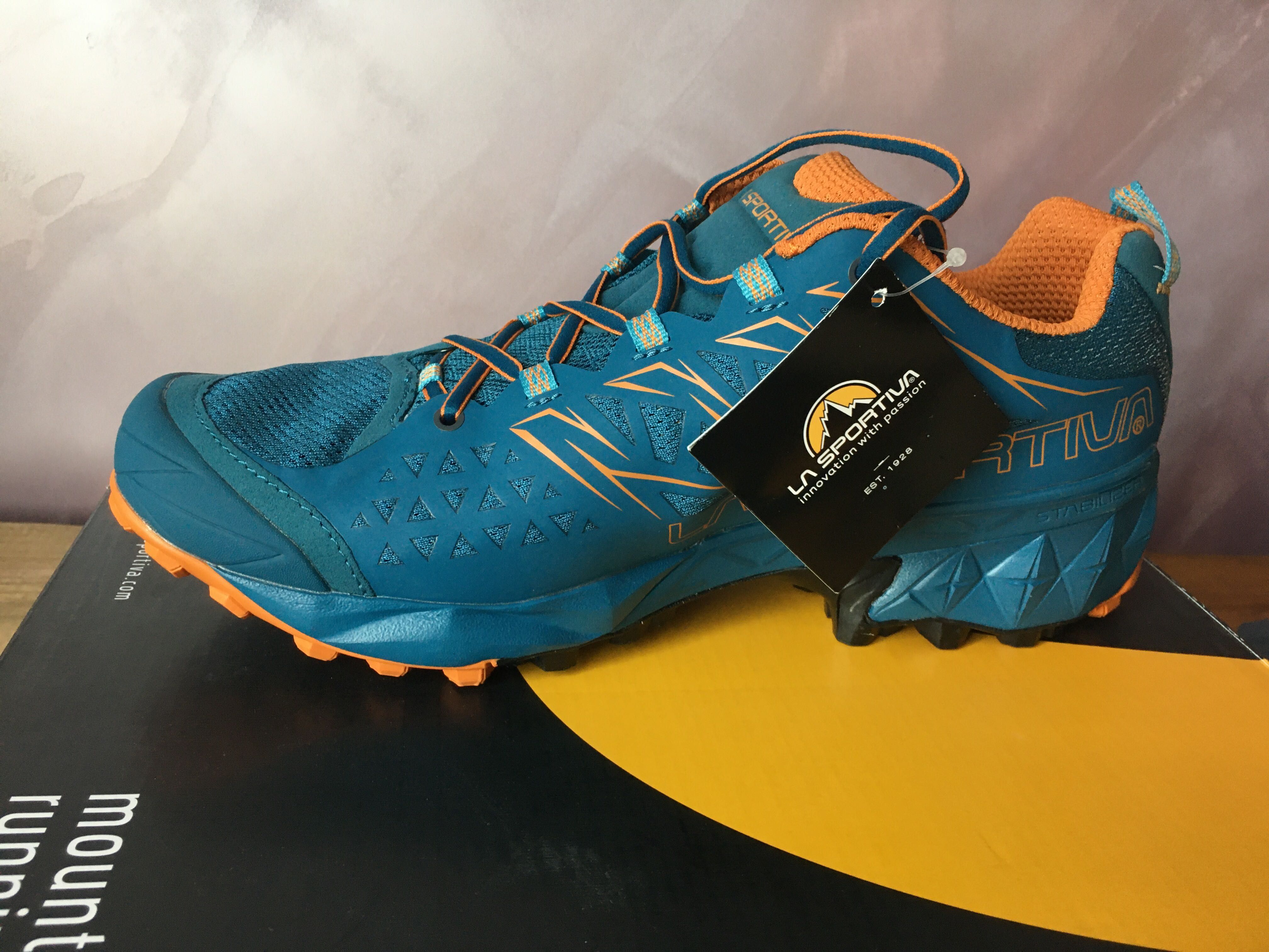 La sportiva akyra
