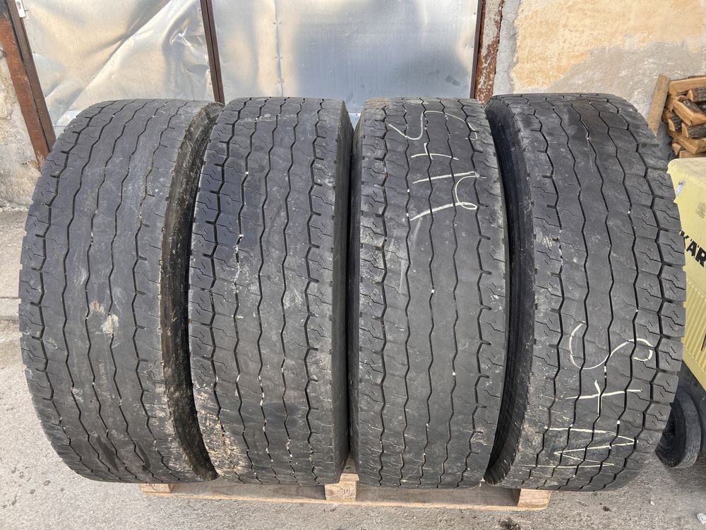 4 anvelope camion 315/70/22.5 , Nokian !