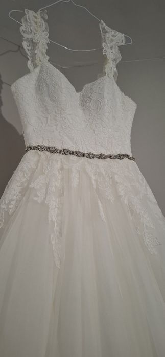 Rochie de mireasa marimea S-M