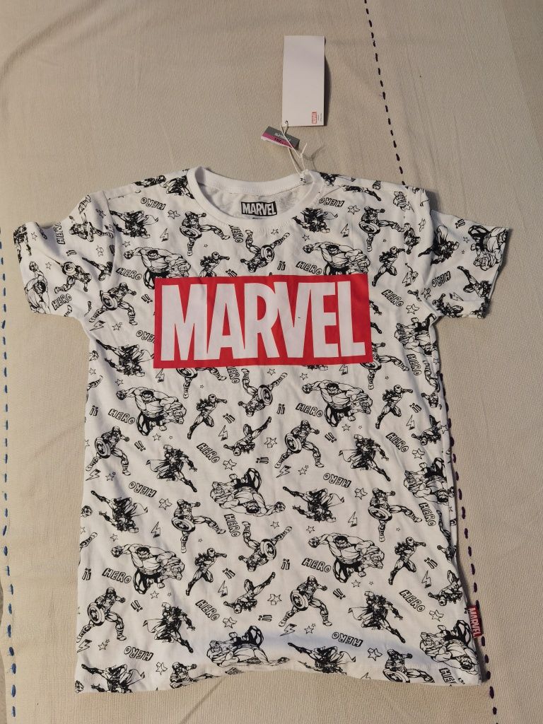 Tricou MARVEL 152cm, 11-12ani, cu eticheta