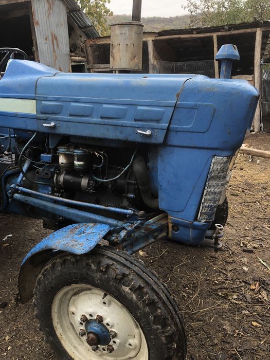Vand tractor ford 2000