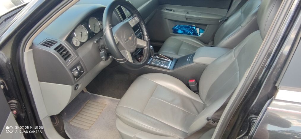 Крайслер 300 c газ/бензин