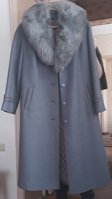 Продам пальто новое зимнее berghaus