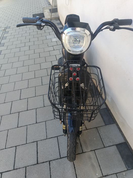 Moto Scuter electric