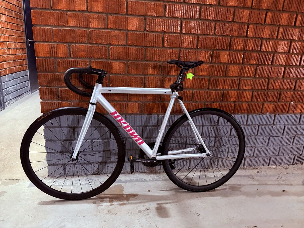 Fixed gear unknown