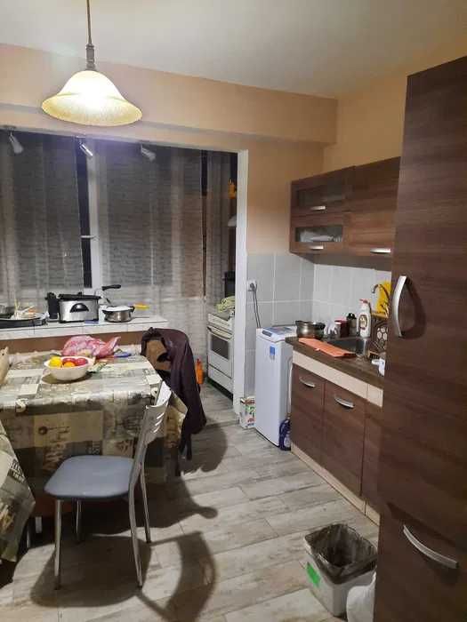 Продава се Двустаен апартамент в Бургас, Славейков - 62 кв.м за 699 €/кв.м - Снимка #3