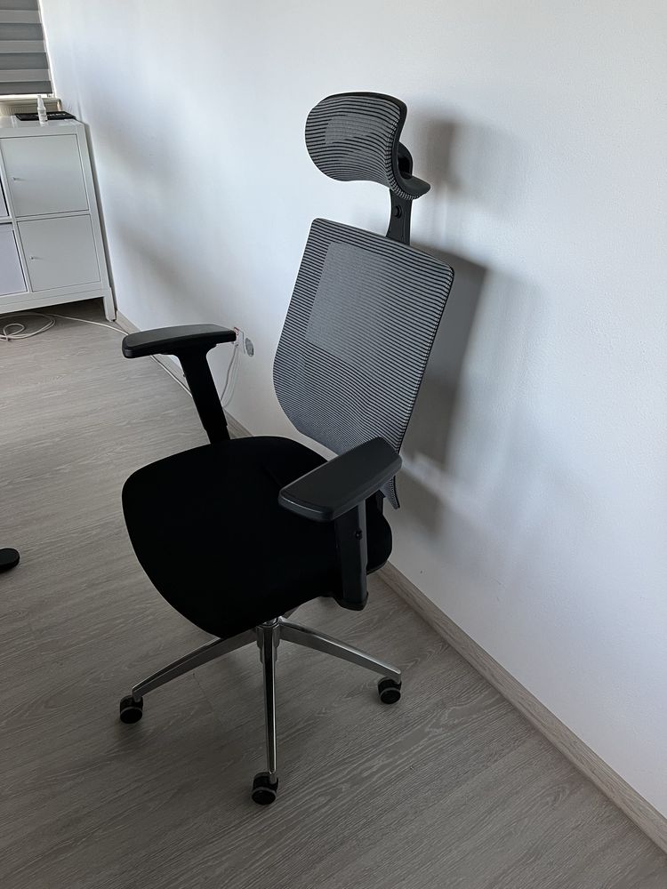 Scaun de birou ergonomic