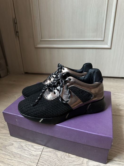 Кроссовки 36 р-р