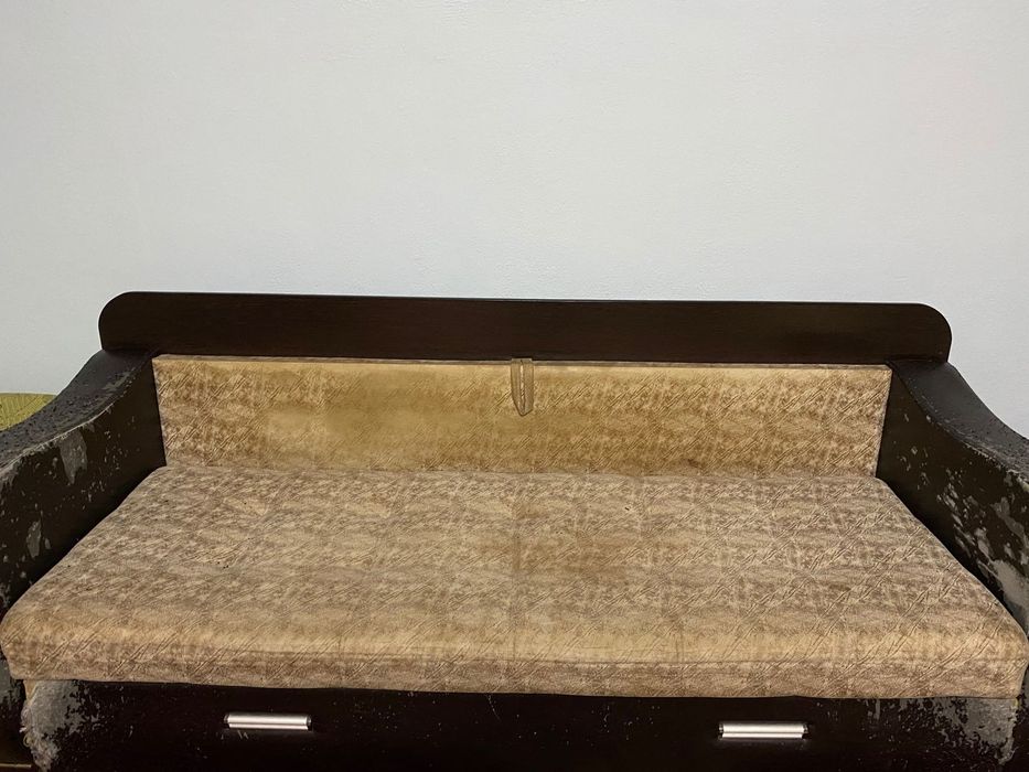 Продам диван-стол трансформер