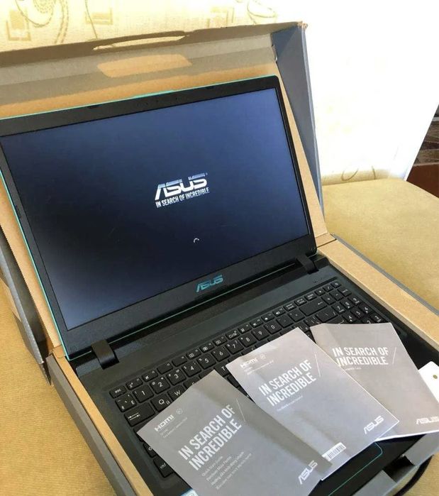Игровой ноутбук Asus i5-8250/GTX1050/1tb