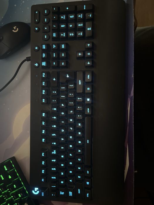 tastatura logitech g213