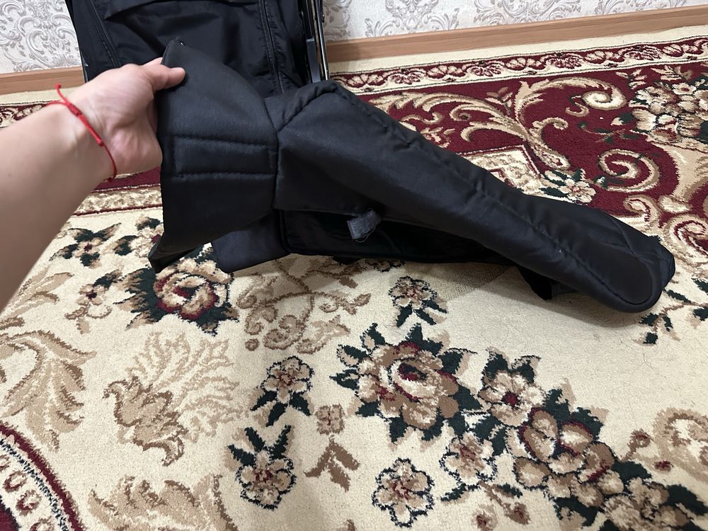 Продам коляску прогулочную