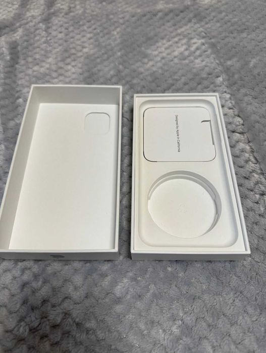 iPhone 11 64GB White – Работи отлично, реални снимки, по договаряне