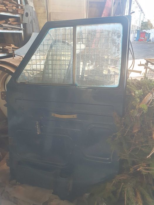 Usi militare Camion Roman AB