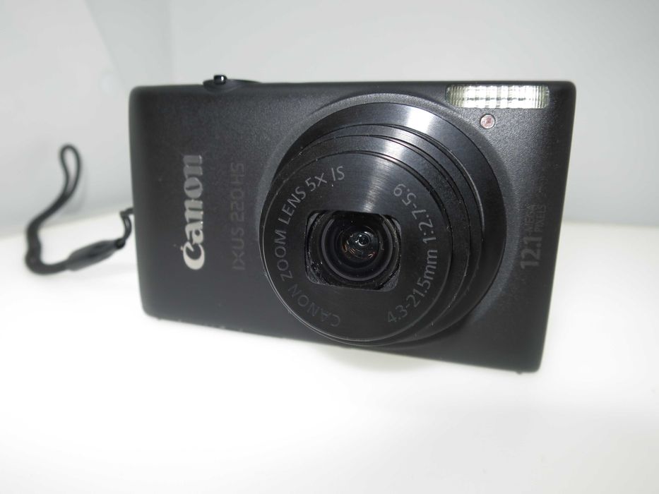 Canon IXUS 220 уникален компактен фотоапарат дигитална камера FULL-HD