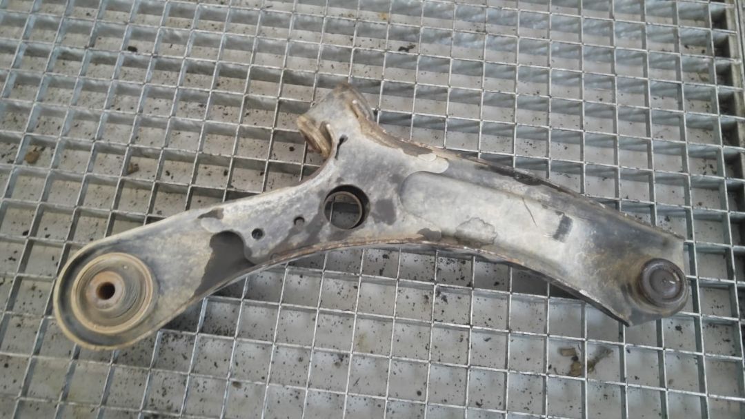 Brat bascula stanga 1.9 d d19aa fiat sedici