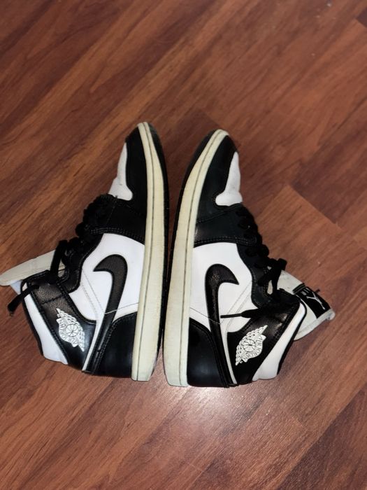 Vând air jordan 1 mid white/black