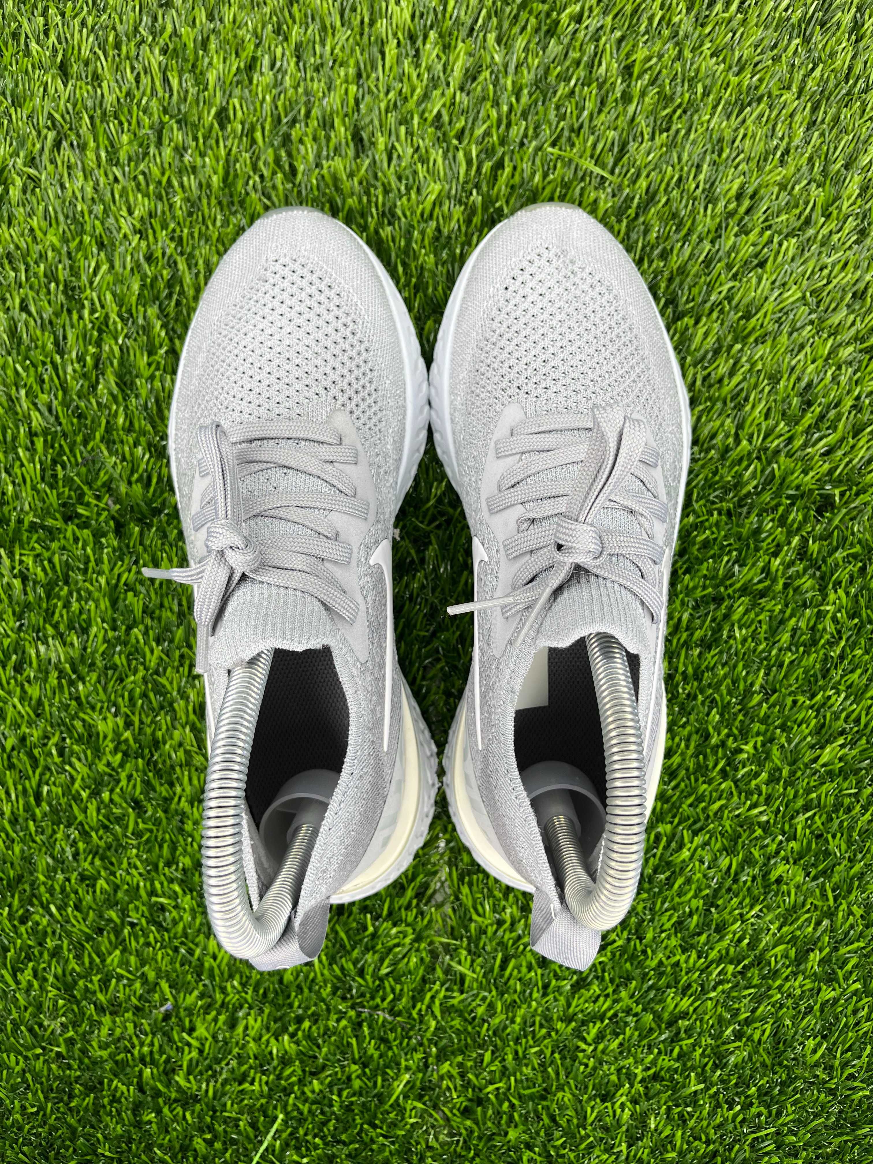Nike Epic React Flyknit Дамски Маратонки