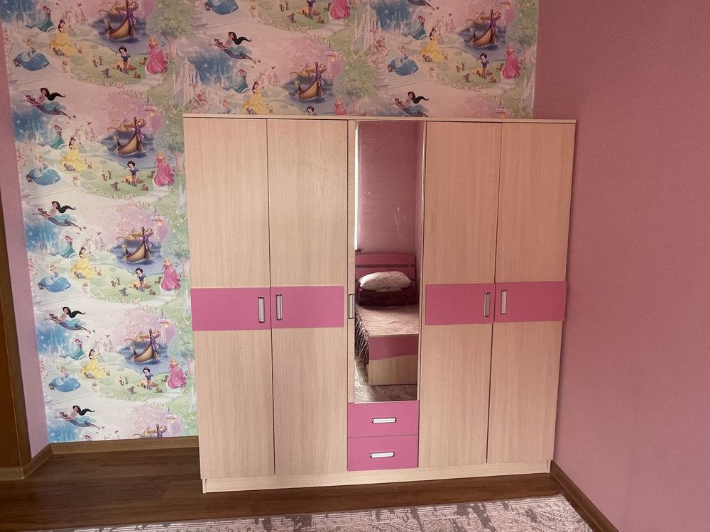мебель для детской комнаты(для девочек)