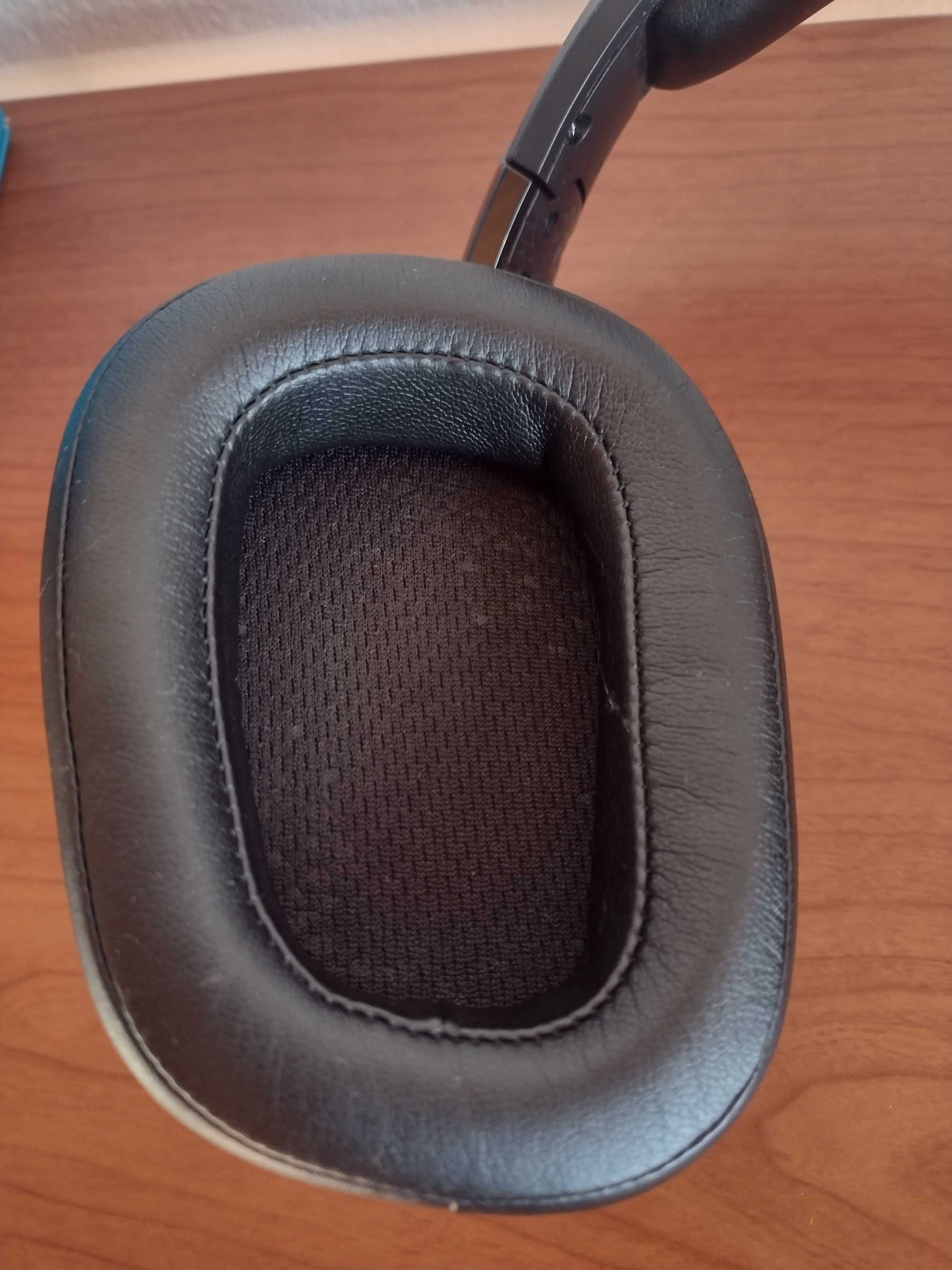 Logitech G935 геймърски слушалки черни