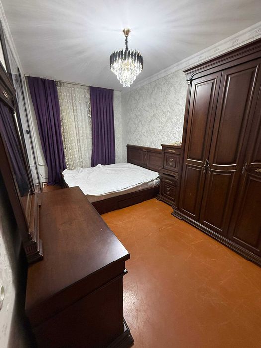 Лабзак. Парк Анхор. 3\2\4, Кирпичный дом. Парковка. TL