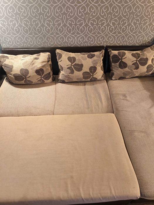 Ъглов диван - разтегателен