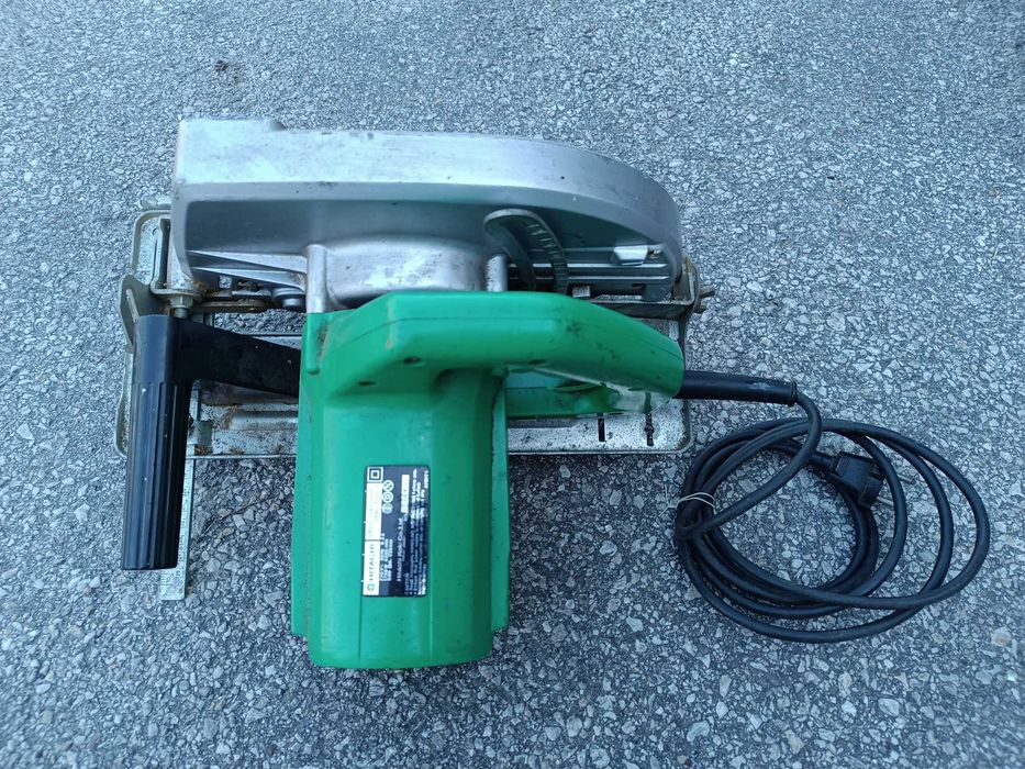 Голям циркуляр HITACHI 235 мм