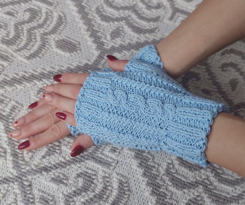 Mănuși damă fără degete.