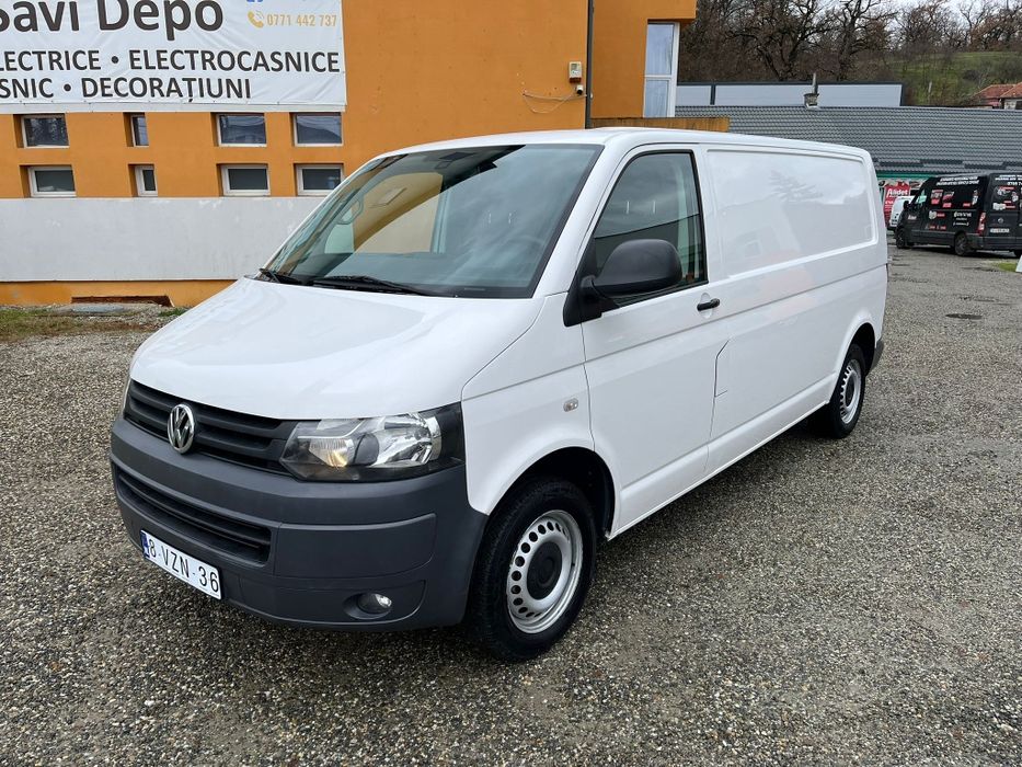Volkswagen Transporter T5 2.0 TDI, an 2013, 140 CP, model lung