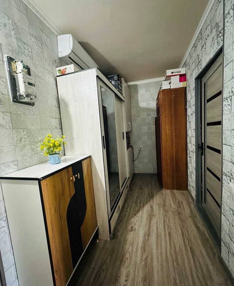 Код 355  Продается срочно 2/4/4 ком квартира куйлюк 1